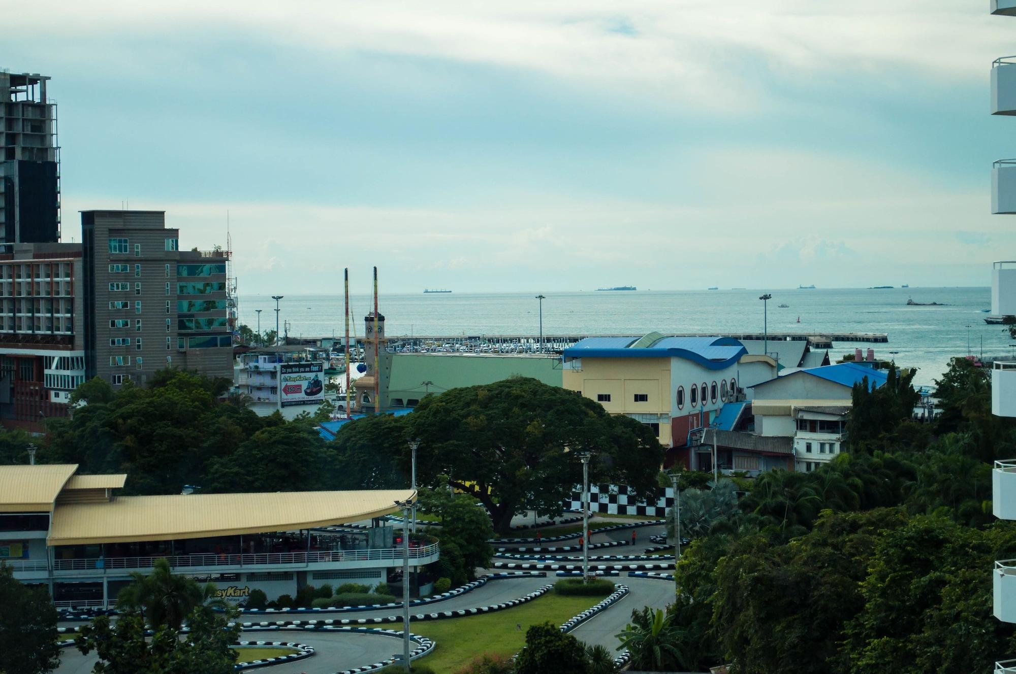 Signature Pattaya Hotel Kültér fotó